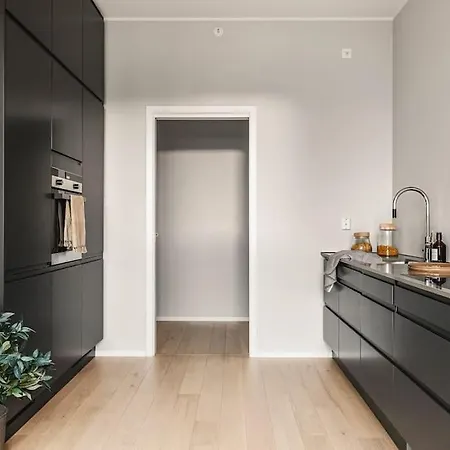 Hotel Large Seafront Penthouse Apt! Private Roof Terrace Bergen