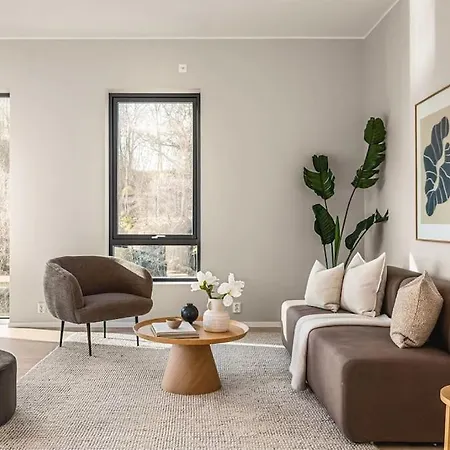 Large Seafront Penthouse Apt! Private Roof Terrace Hotel *