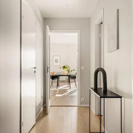 Large Seafront Penthouse Apt! Private Roof Terrace Hotel *