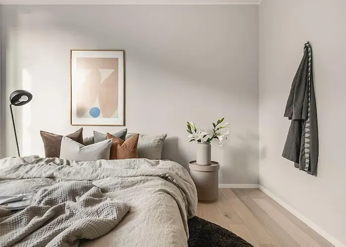 Large Seafront Penthouse Apt! Private Roof Terrace Μπέργκεν